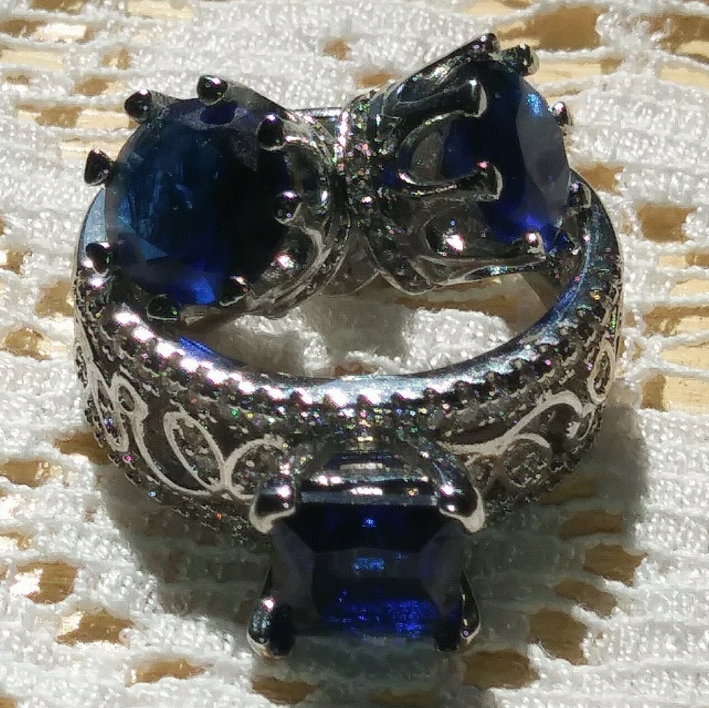 Blue Tanzanite Ring & studs set